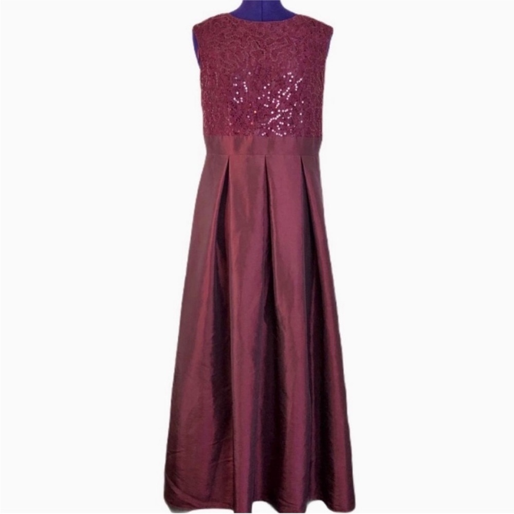 LF Leslie Fay Burgundy Lace & Sequin Sleeveless Gown Satin A-Line Maxi Dress